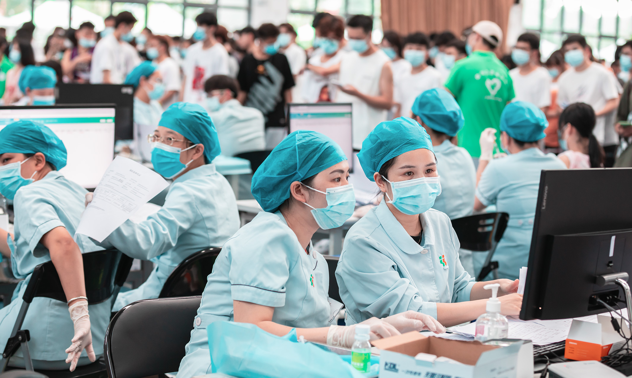 开云线上平台（集团）官方网站师生接种疫苗现场