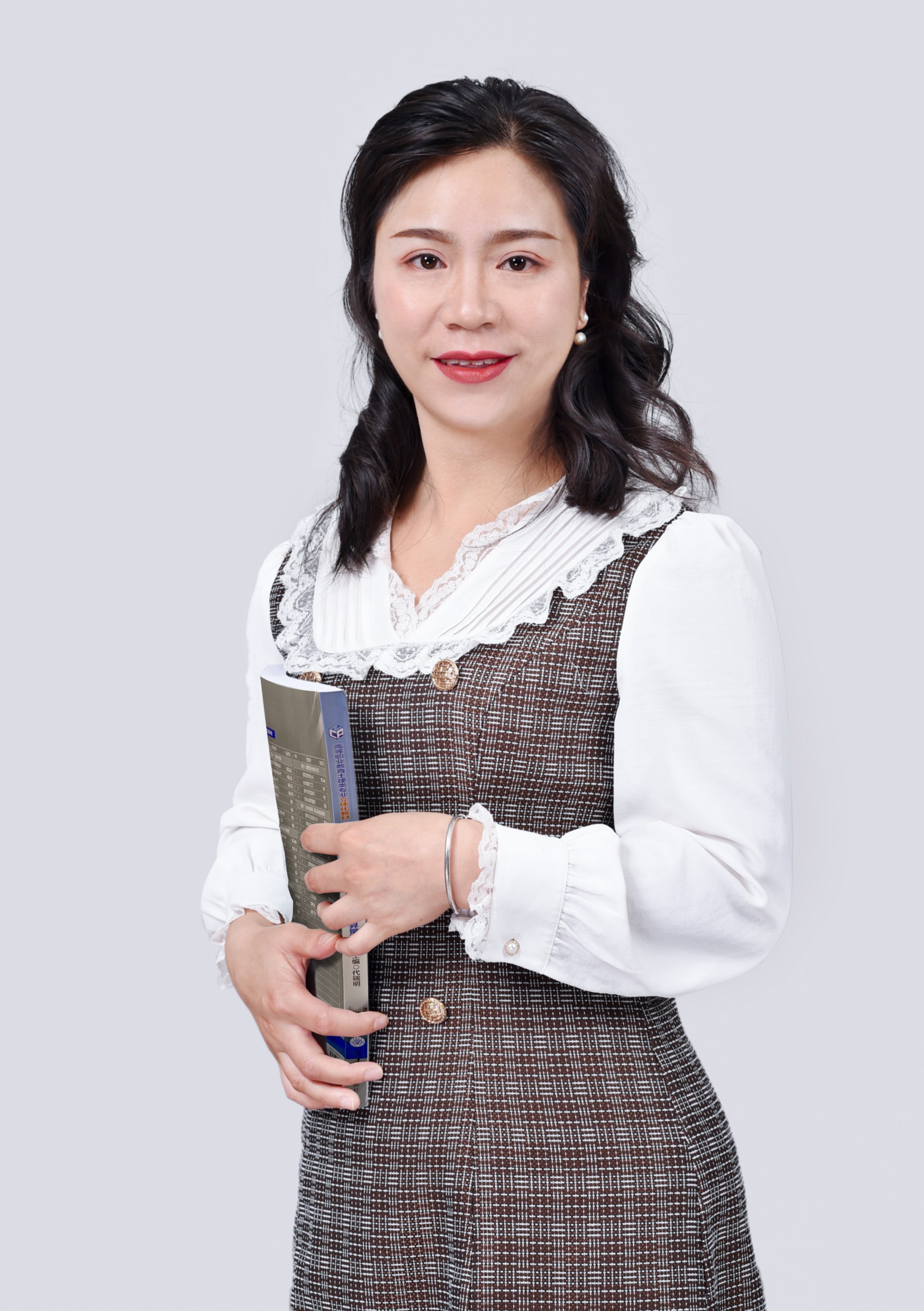 \ \