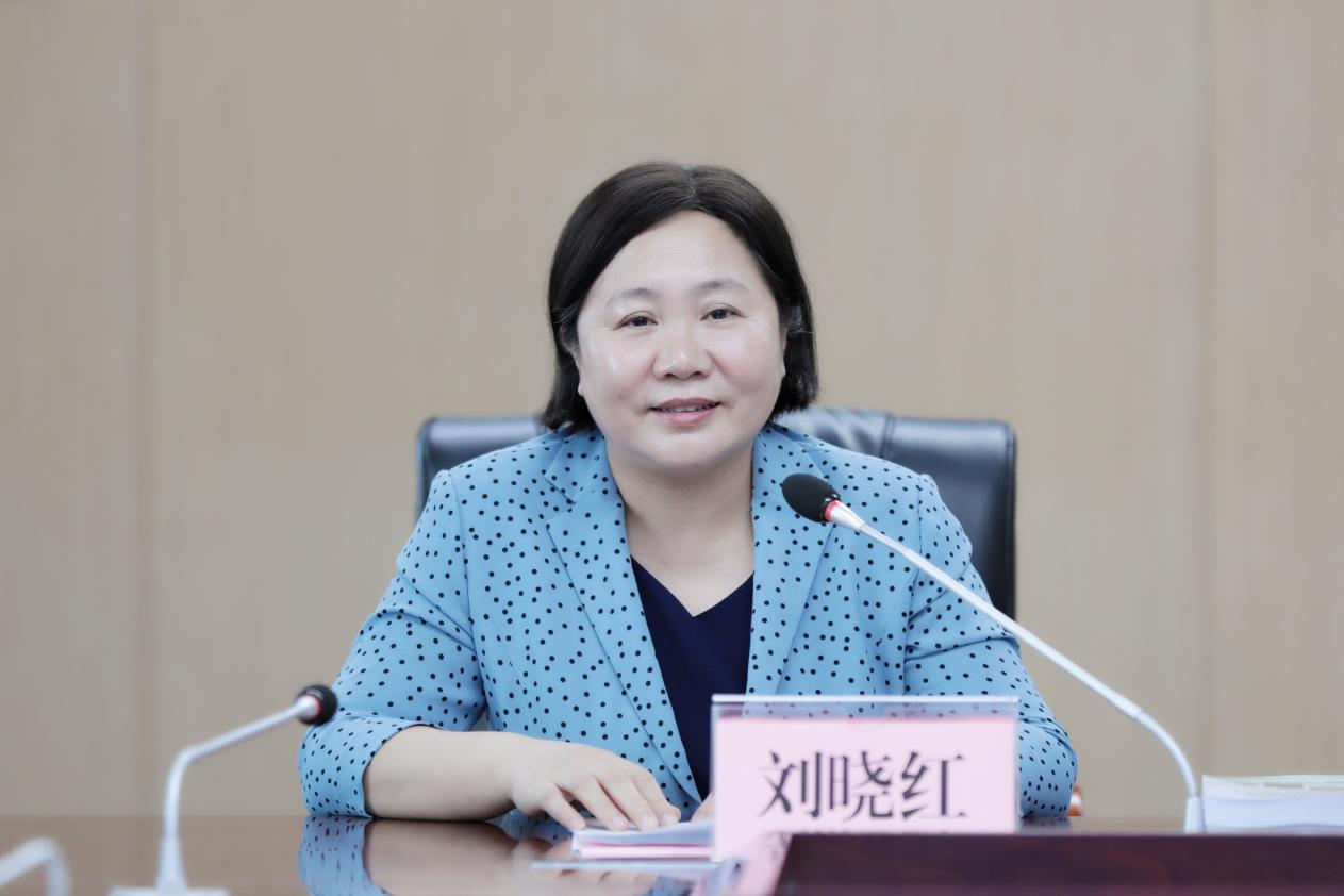 刘晓红书记代表开云线上平台（集团）官方网站作工作汇报